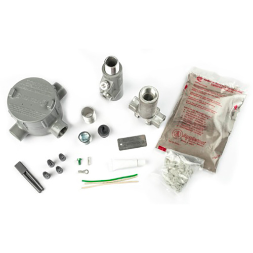 Heat trace power connection for hazardous locations