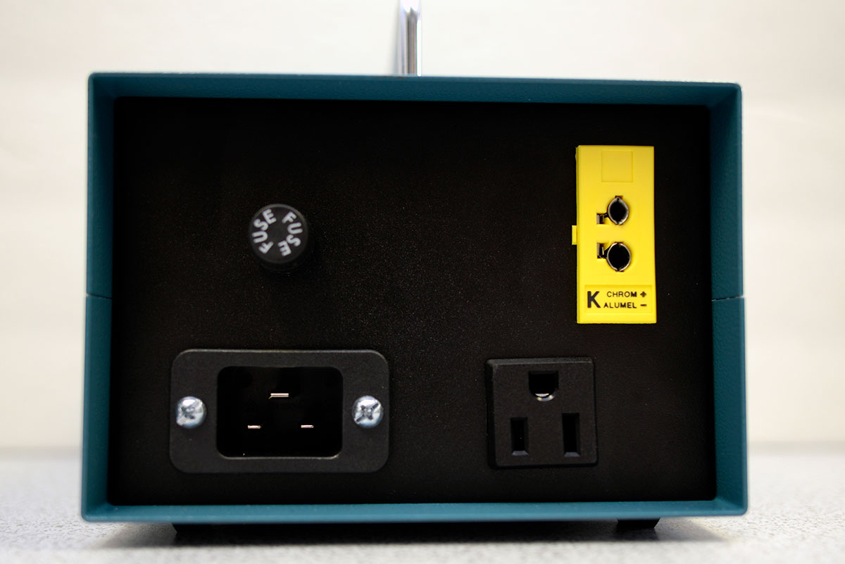 Back Mini 15 Amp Single Zone Temperature Controller